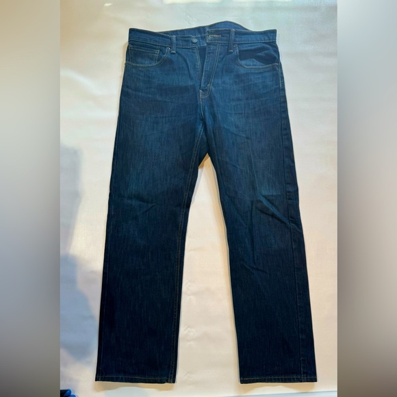 Levi’s Classic Jeans 33x32 - Picture 2 of 4